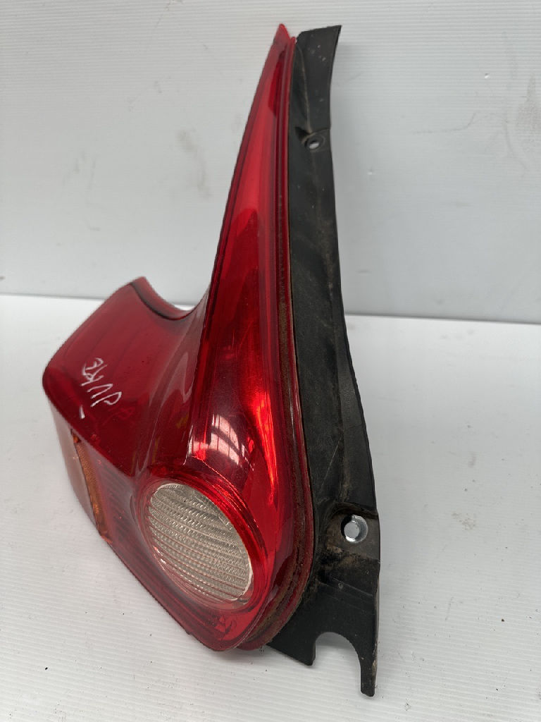 Lh Tail Light photo 3