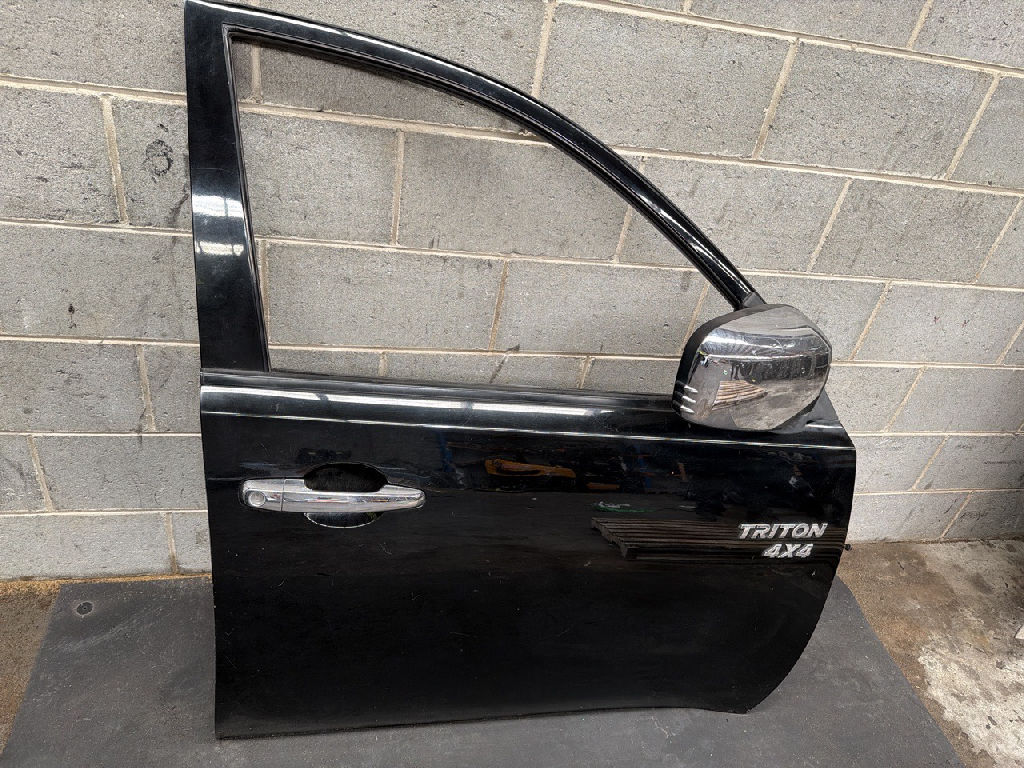 RH front Door