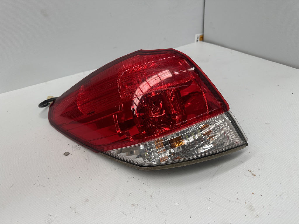 Lh Tail Light photo 3