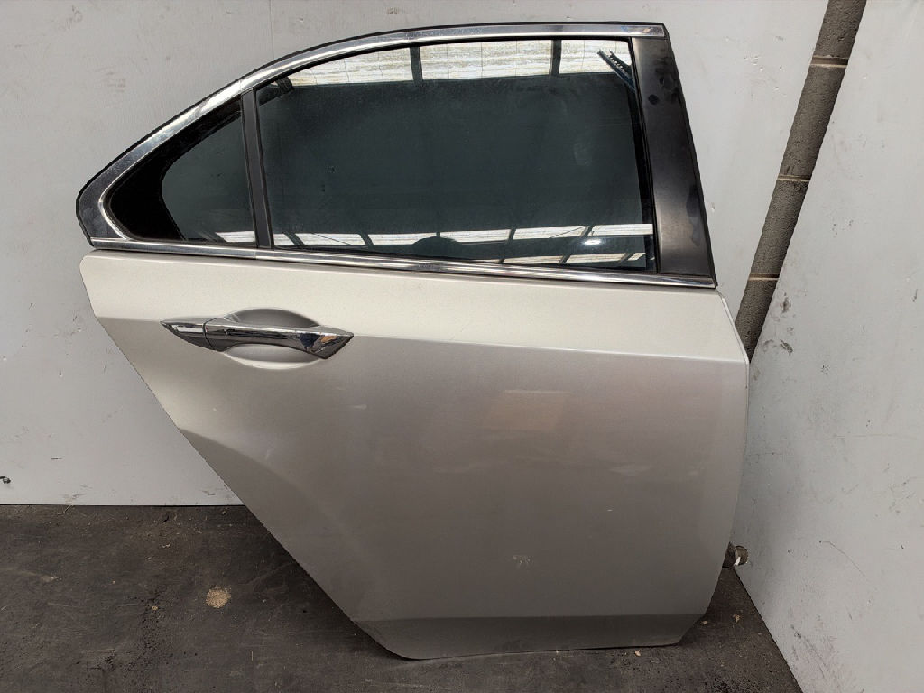 Rh Rear Door