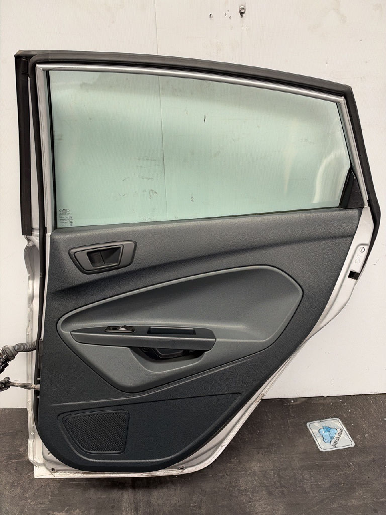 Rh Rear Door photo 2