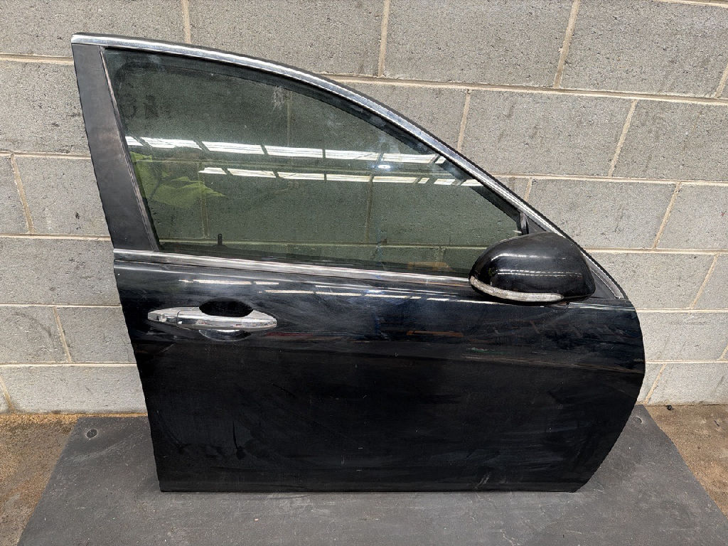 RH front Door