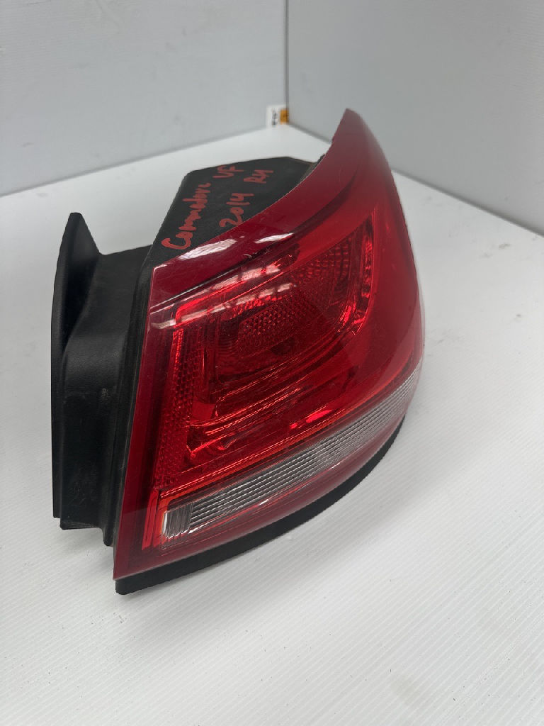 RH tail light