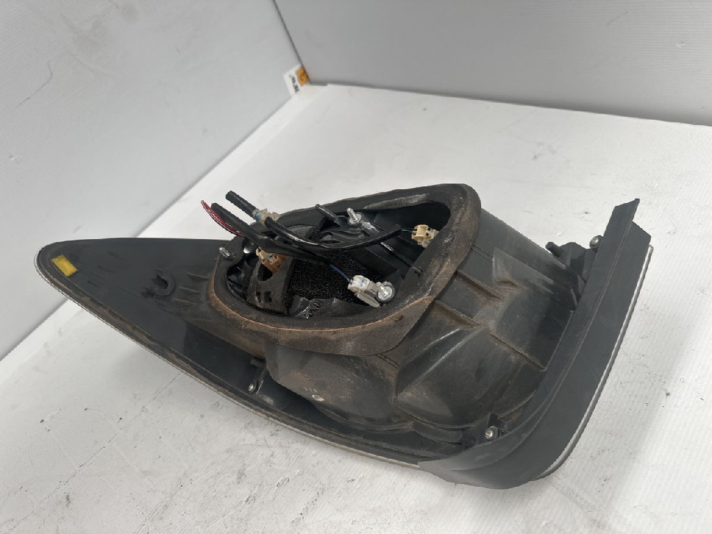 Lh Tail Light photo 4