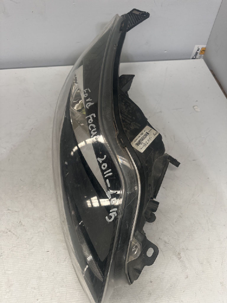 Rh Head Light photo 2