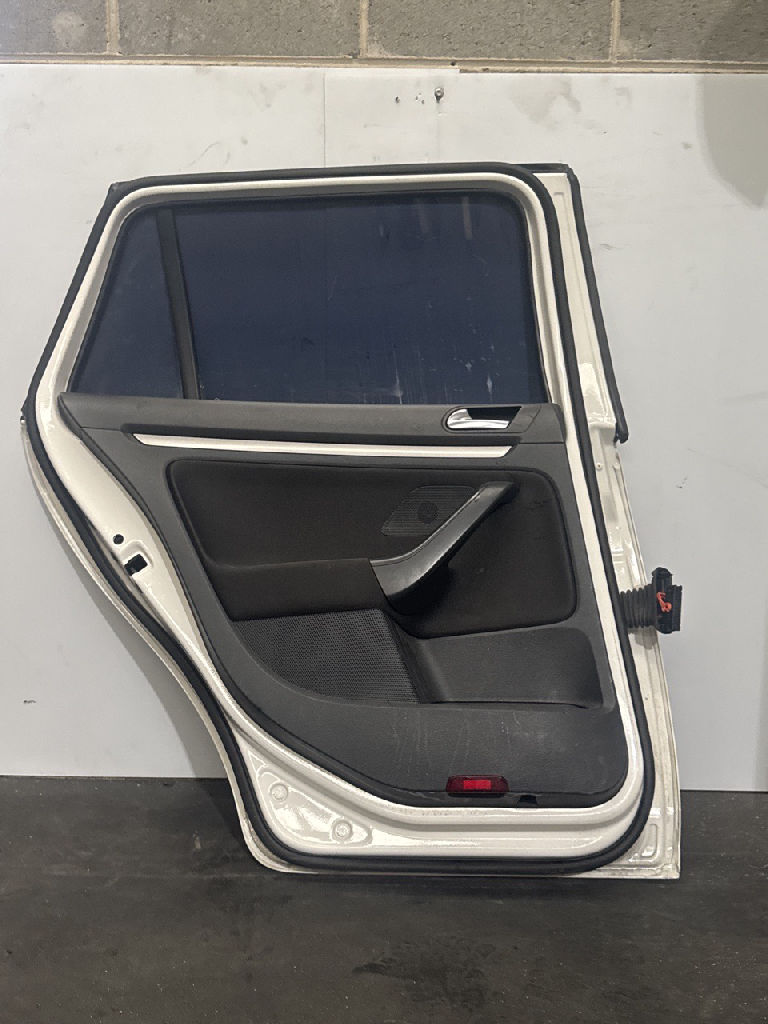LH Rear Door photo 3