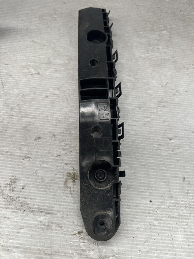 Rh Rear Bar Slide
