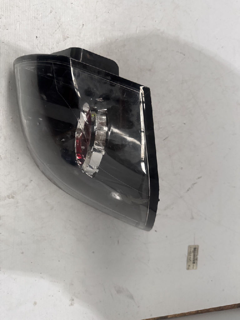 RH tail light photo 5