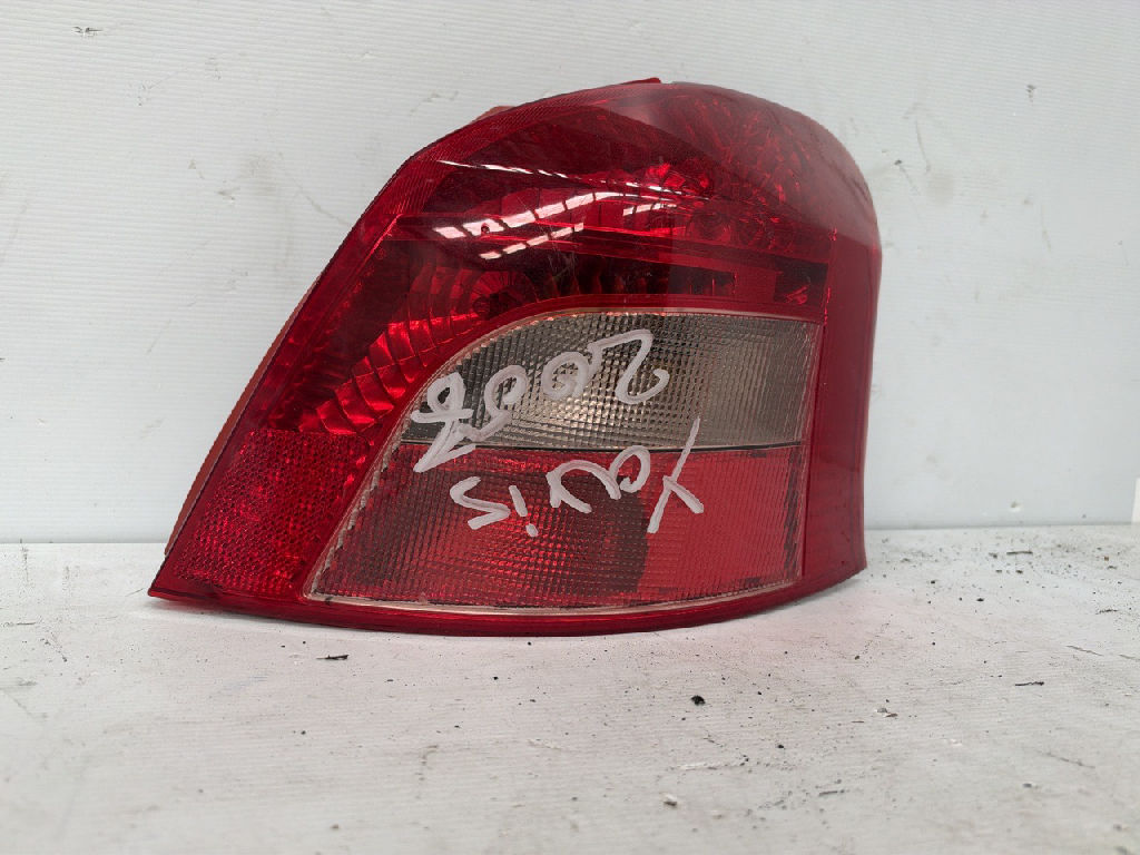 RH tail light