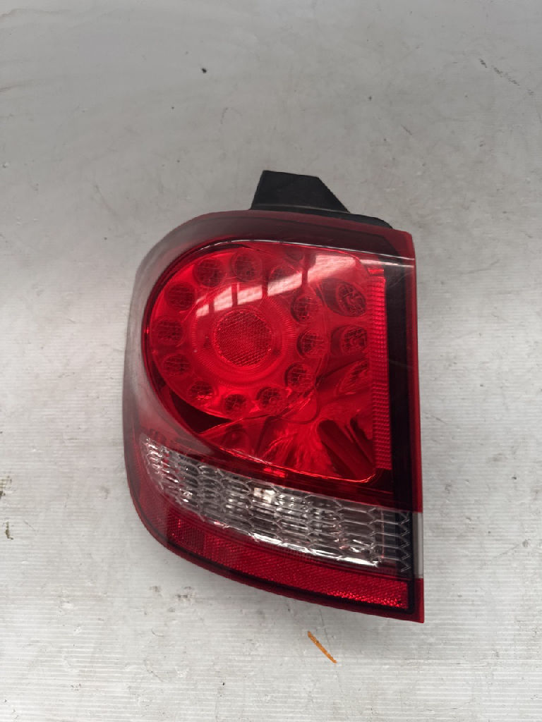 Lh Tail Light photo 3