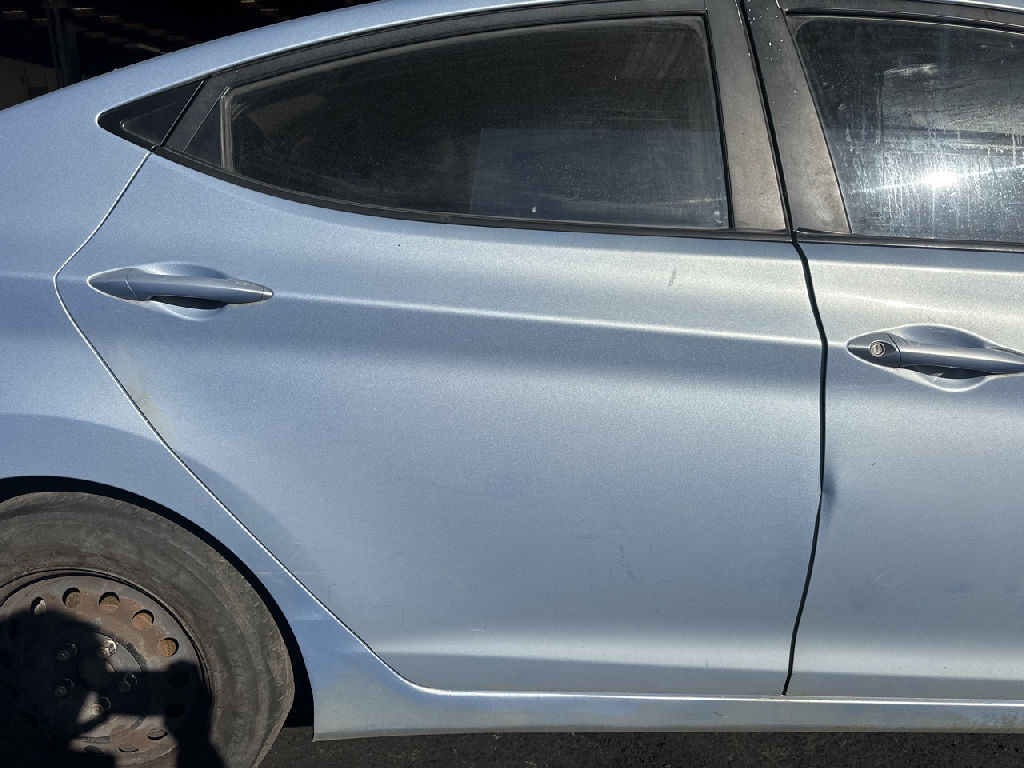 2011 Hyundai Elentra photo 4