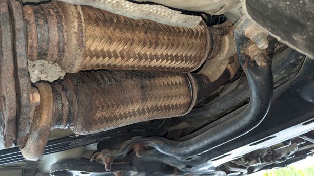 Featured: Flex pipe exhaust leak issues - diagnosis and cheapest repair - mangoroot