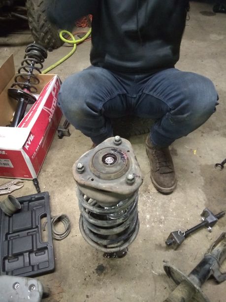 Strut Removal and Replacement-c994 #10-