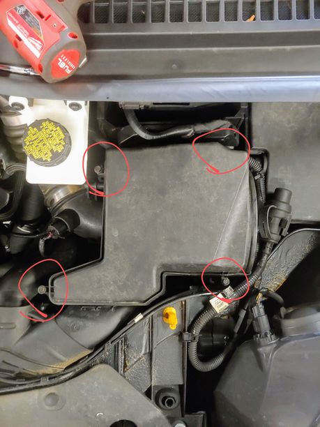 Changing the battery in a 2013 ford escape-d2f2 #2-