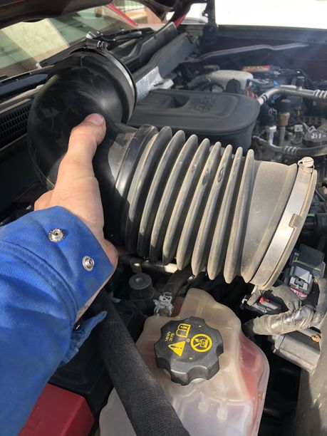 Featured: Replace Fuel Filter 2015 Duramax 3500 LTZ - Derby82