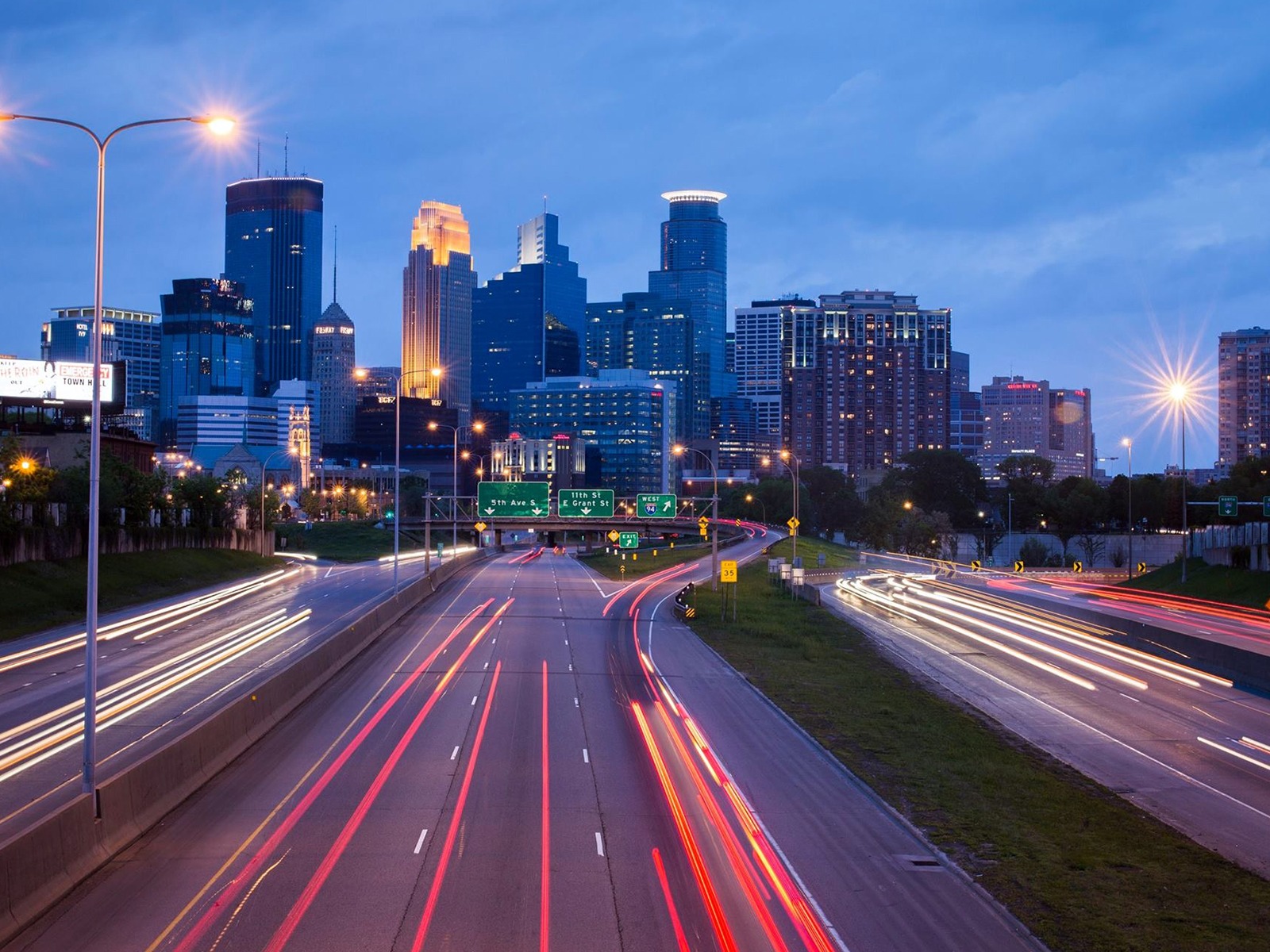 Veículo moderno em destaque na WRI Locação