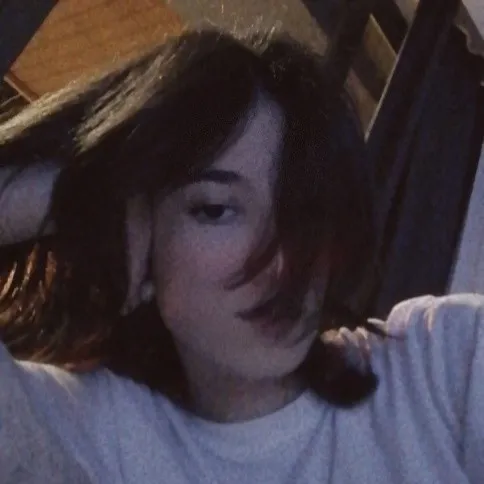 Beril Gönder profil gorseli