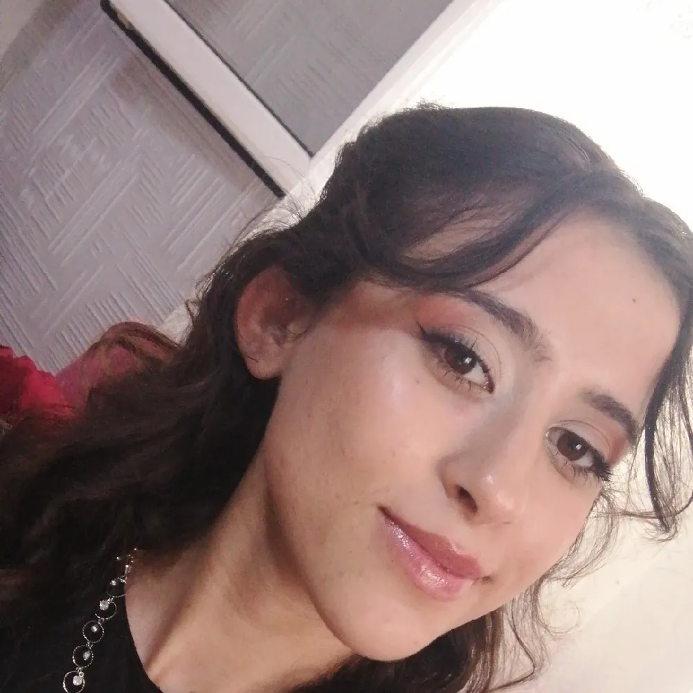 hazal profil gorseli