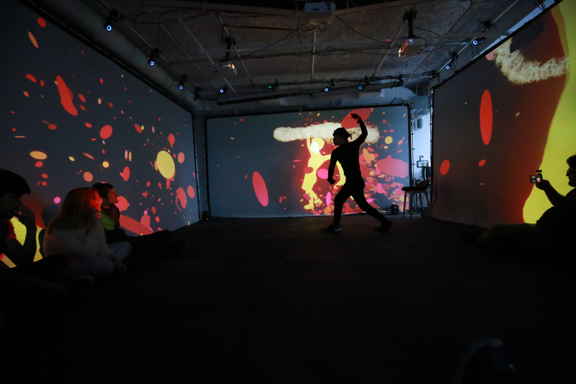 EXPLODE - Motion Capture Performance