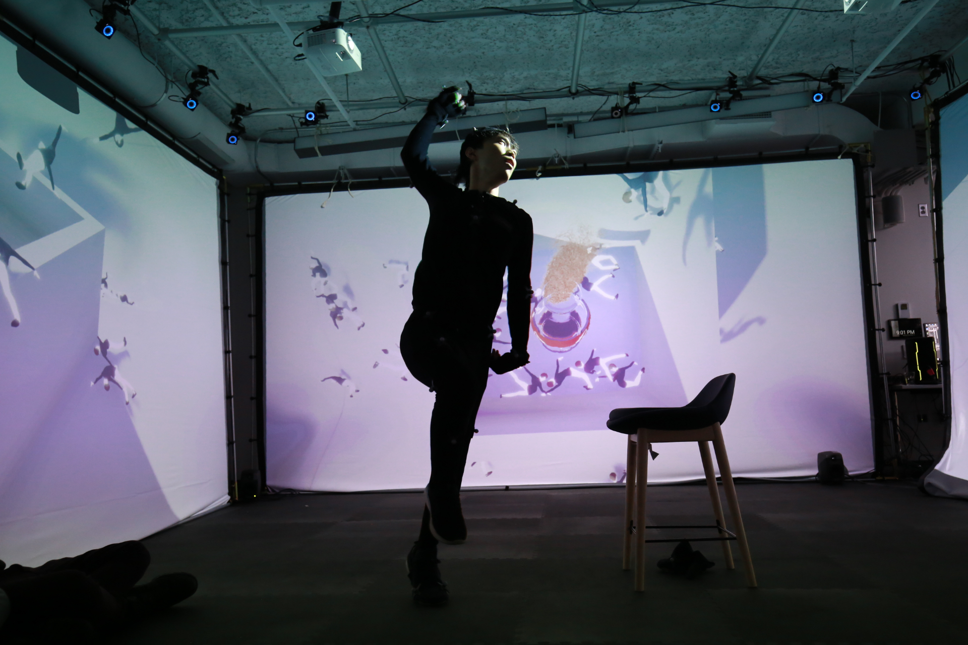 EXPLODE - Motion Capture Performance