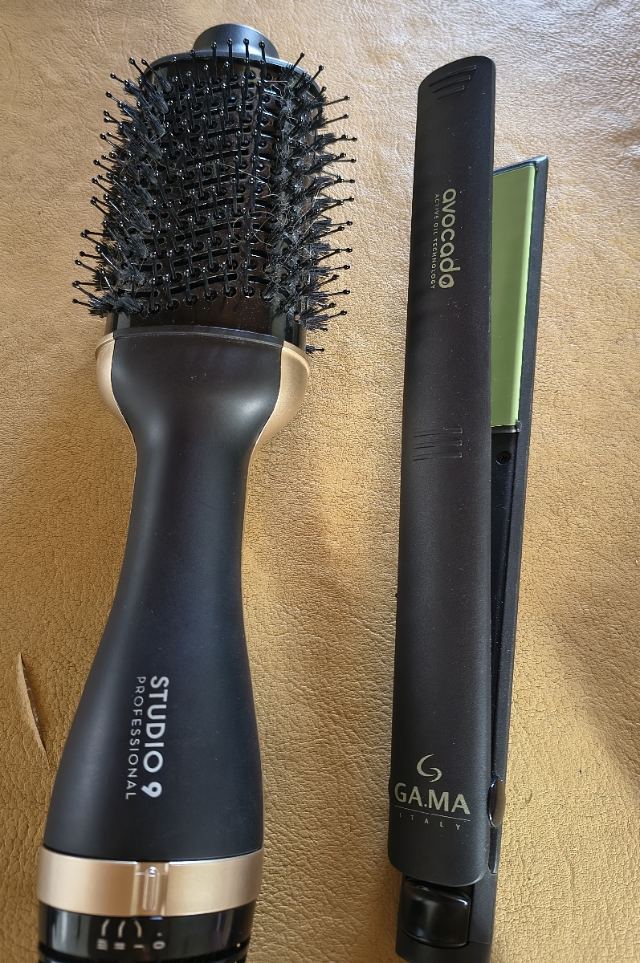 Cepillo Secador y Modelador Plancha de Pelo Gama