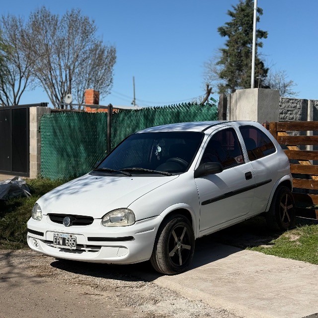 Corsa Classic 2004 , 3 puertas