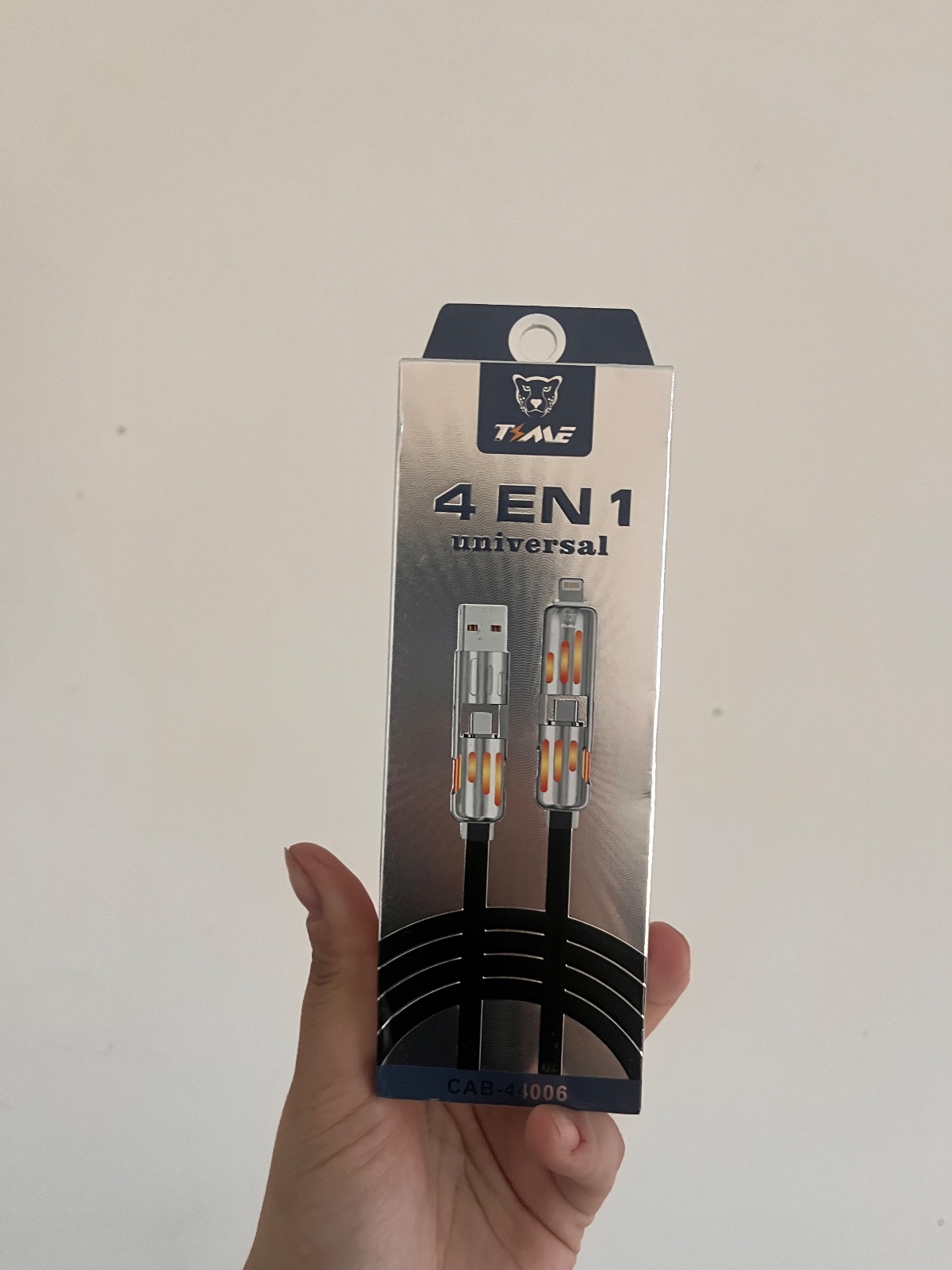 Cable 4 en 1