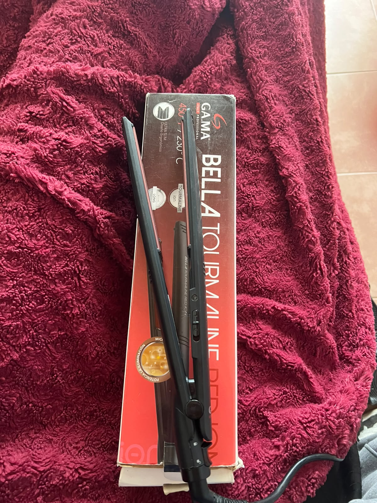 !!VENDO PLANCHITA DE PELO $35.000 ESTA IMPECABLE !!
