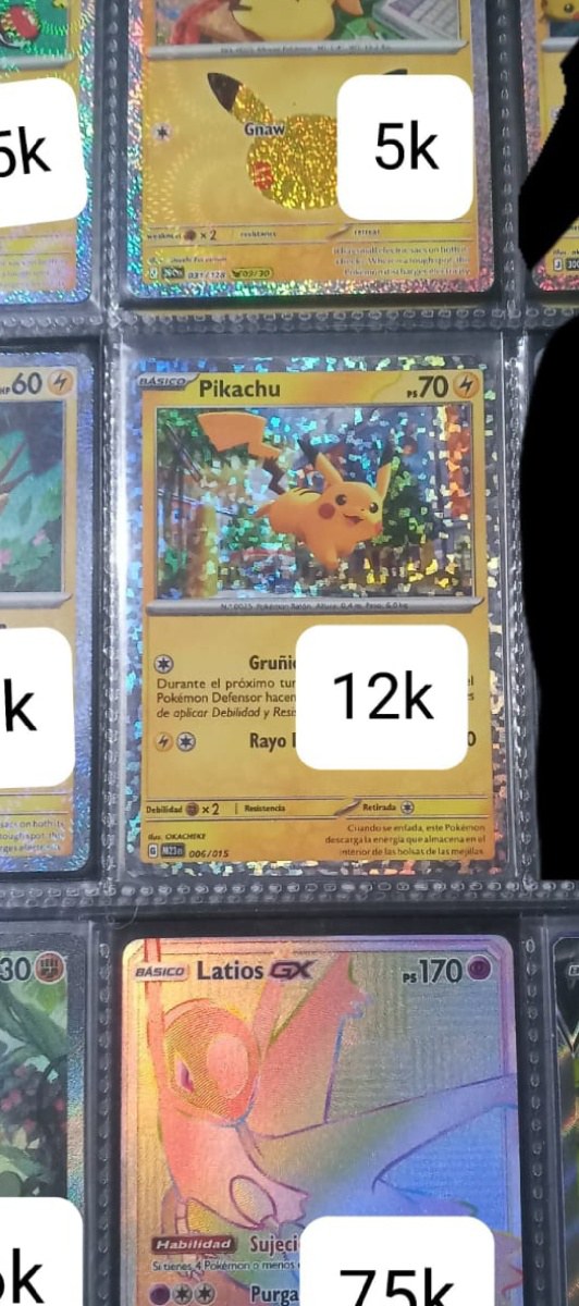 Carta Pokémon Pikachu