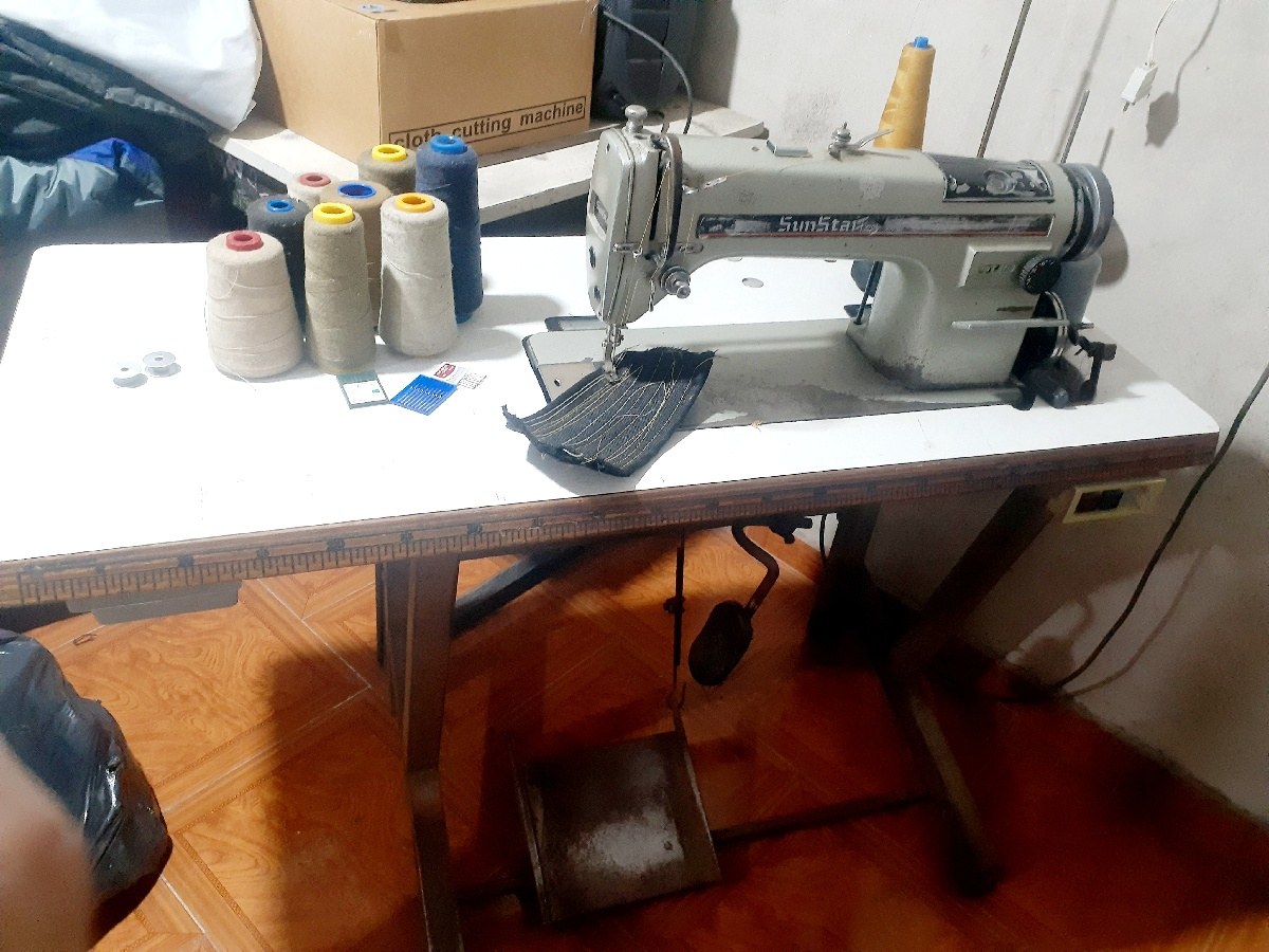 Maquina recta industrial pesada sunstar