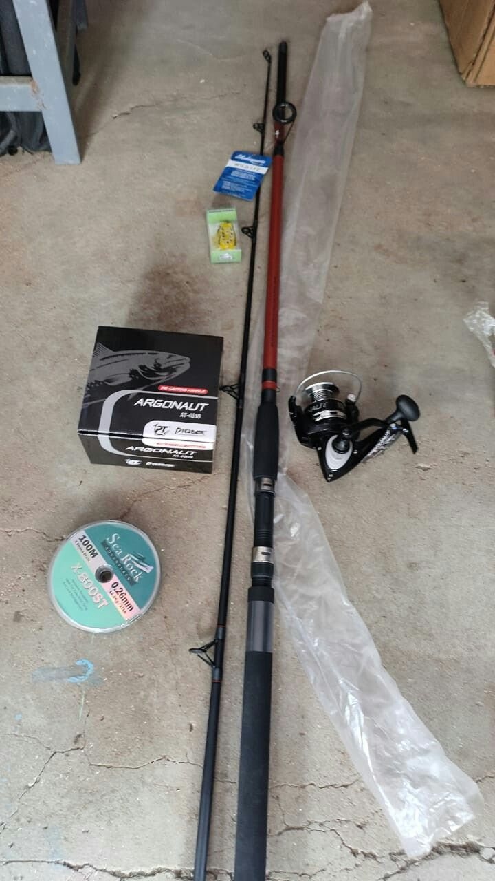 Vendo combo baitcast Daiwa impecable