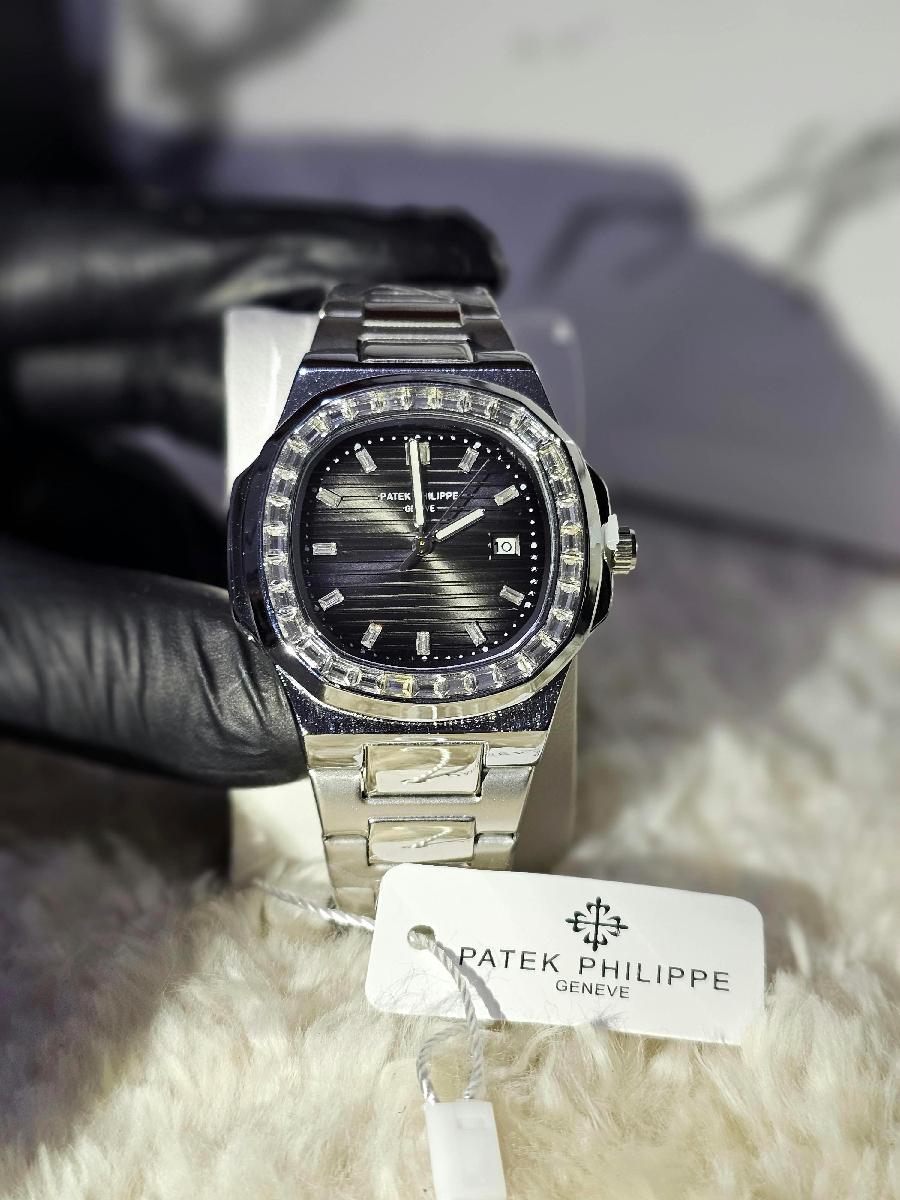 Relojes Patek Philippe y marcas reconocidas.
