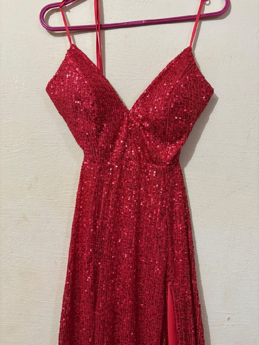 vestido de egreso talle 1 va hasta un 3