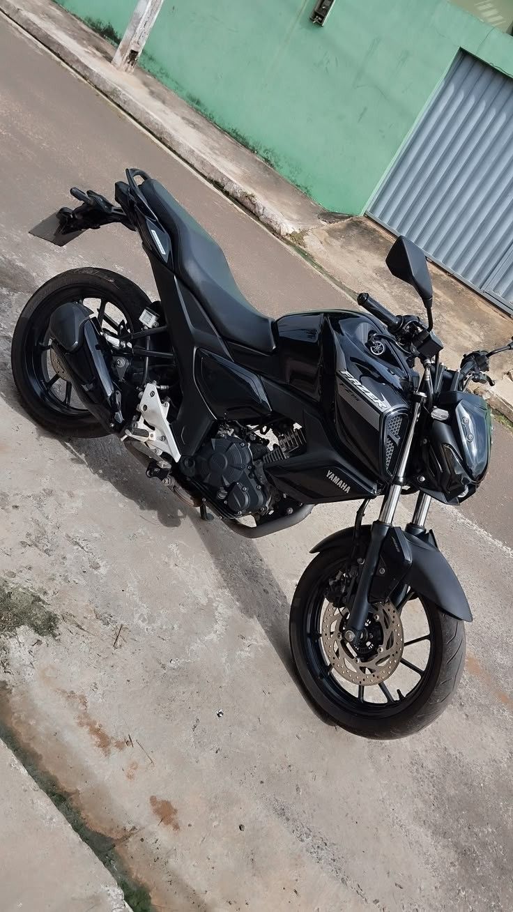 Moto Yamaha FZ 150