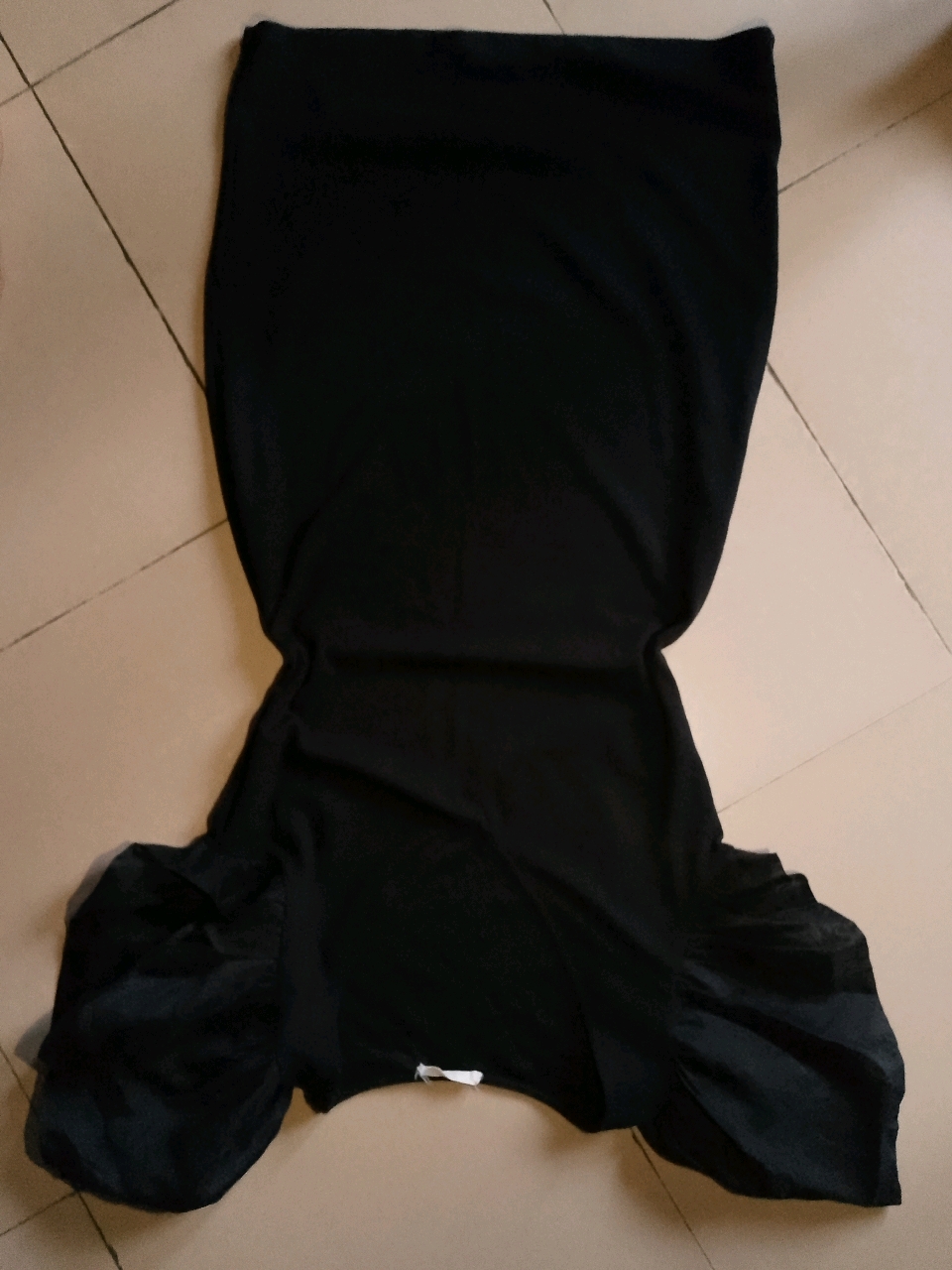 Short black gown