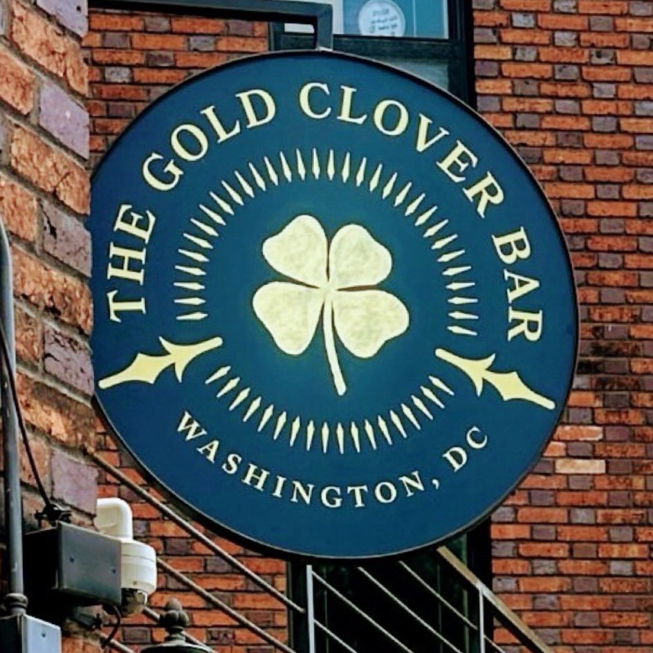 Gold Clover Bar Logo