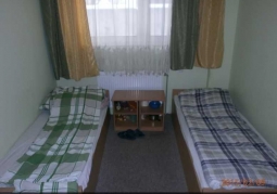 accommodation units 4