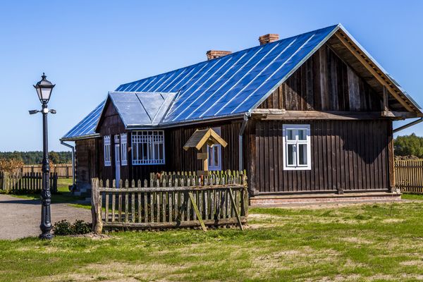 Borderland cottage