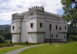 Gładyszów fortified manor house
