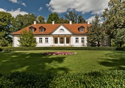 Classicist court complex - Tomaszowice