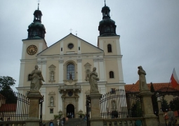 Basilica front