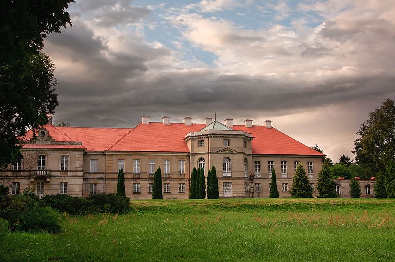 The Lipski Palace and Park Complex