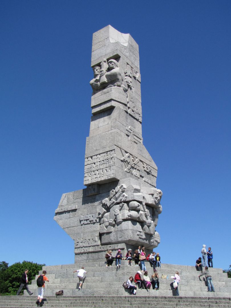 Pomnik w 2010 roku