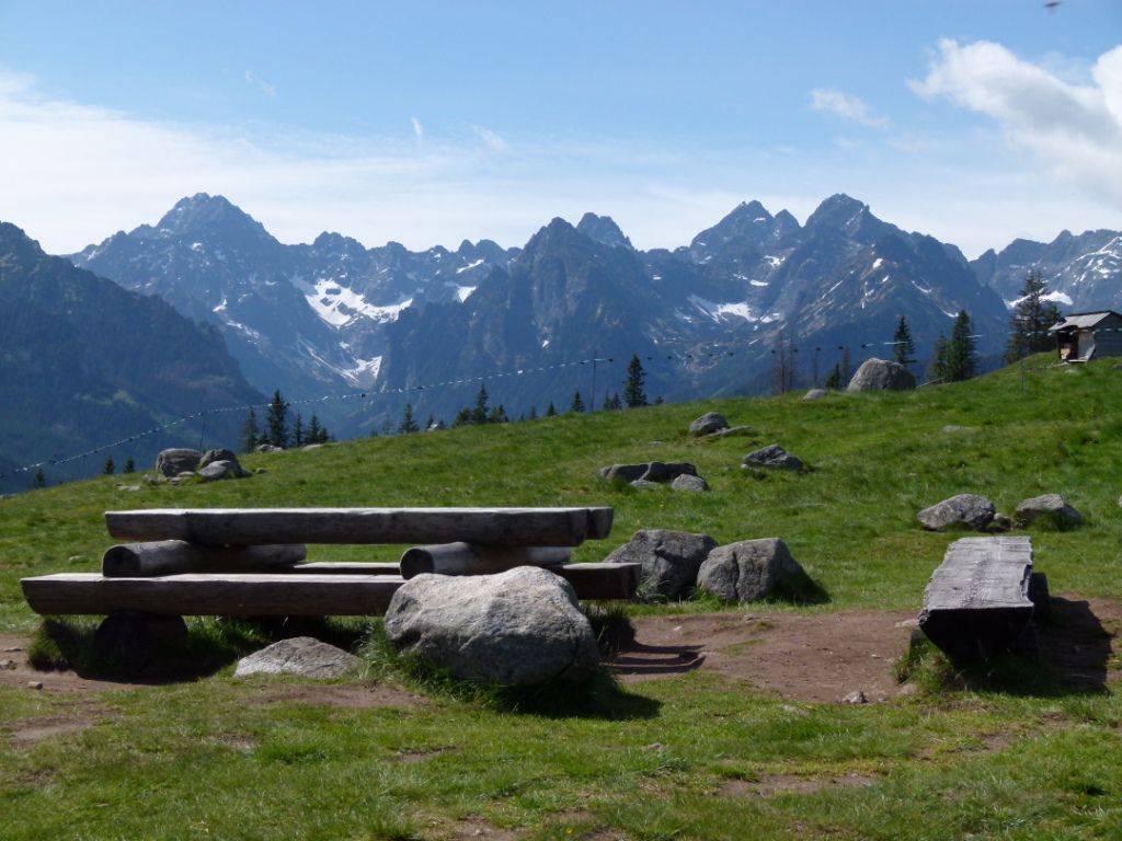 Widok na Tatry Wysokie z Rusinowej Polany