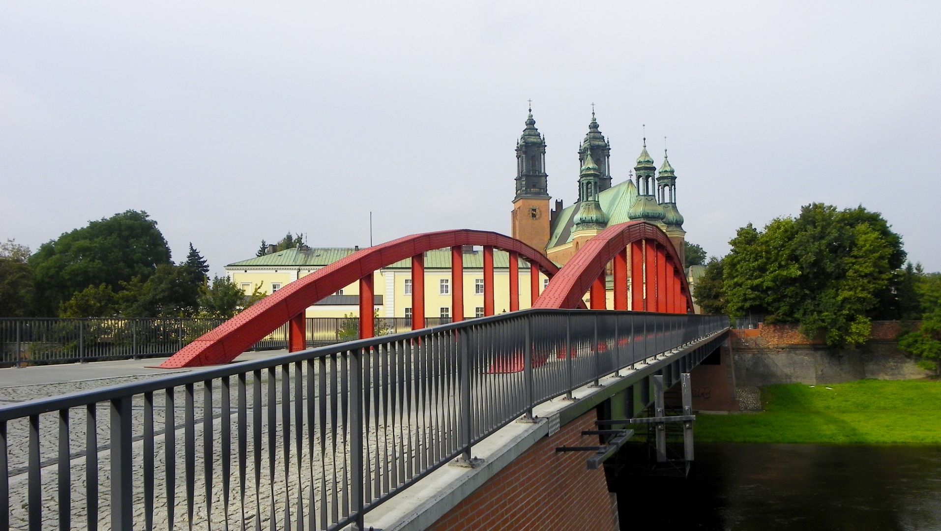 View of the bridge towards Ostrów Tumski