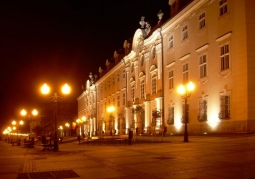 Pałac nocą
