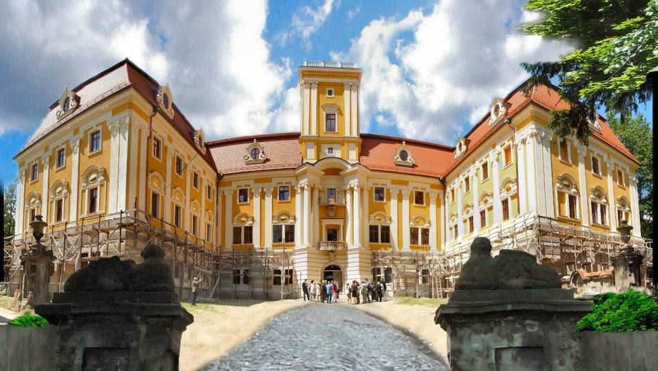 Front facade of the castle