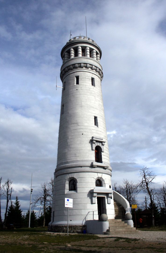 Lookout tower on Wielka Sowie