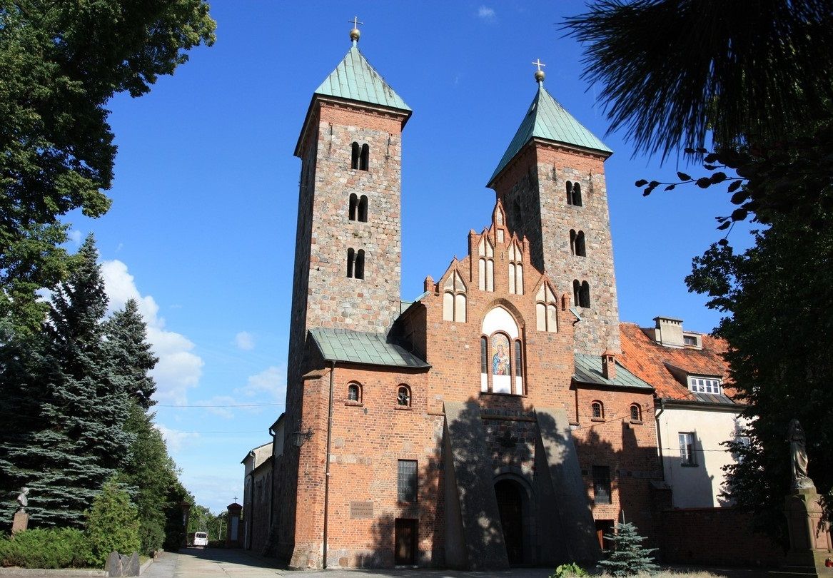 Romański kościół Zwiastowania NMP