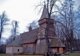 Zabytkowy kościółek w Białce Tatrzańskiej